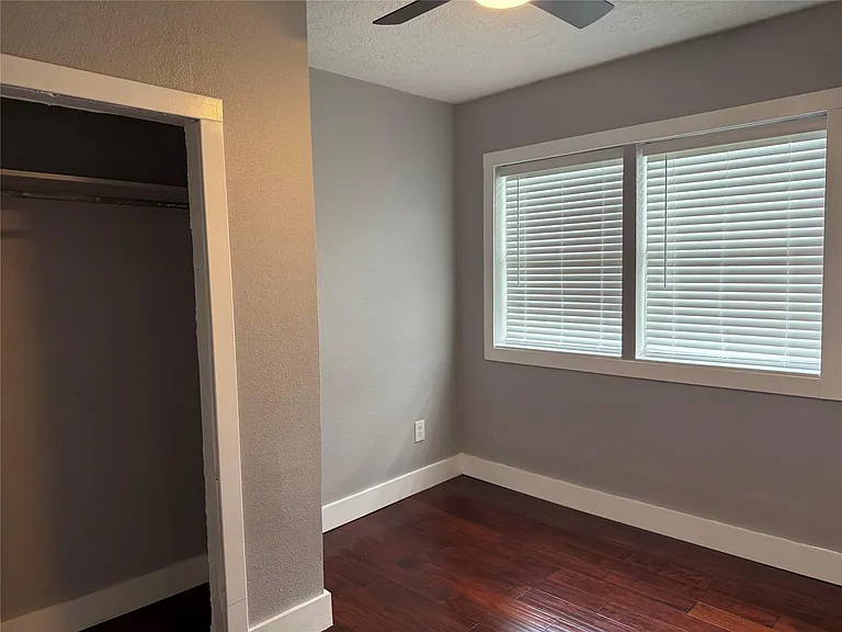 8926 Courtney Dr — Photo 11