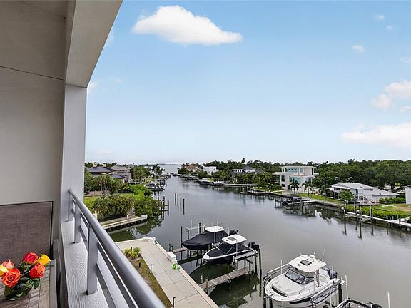 2nd image of 1709 N TAMIAMI TRAIL #505