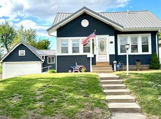 1809 Summit St, Marshalltown, IA 50158