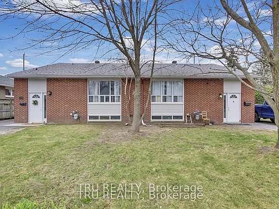 3rd image of 2430 Iris St #2428
