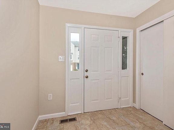 NEW Ceramic Tile Entry Foyer