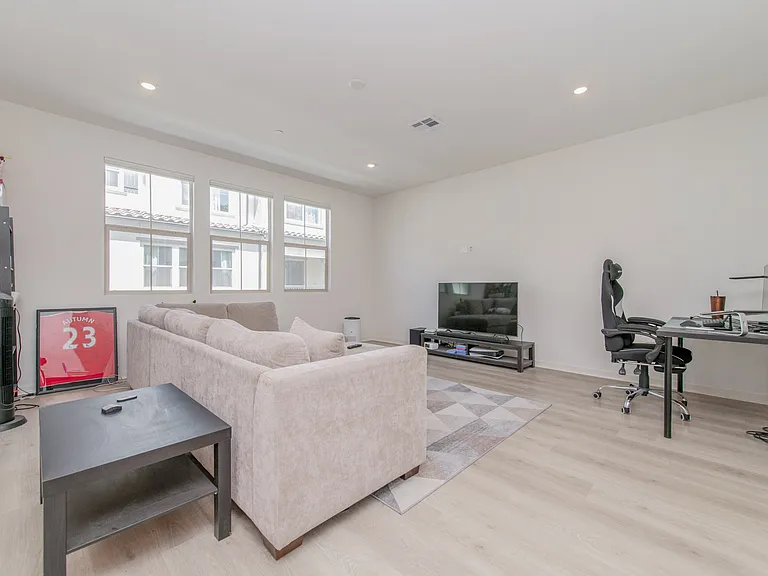 12249 Mirasol Loop #F — Photo 3