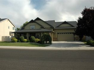 1115 Yosemite Dr, Meridian, ID 83646