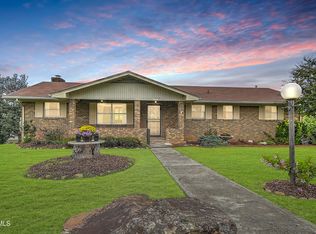 272 Beaver Rd, Bluff City, TN 37618