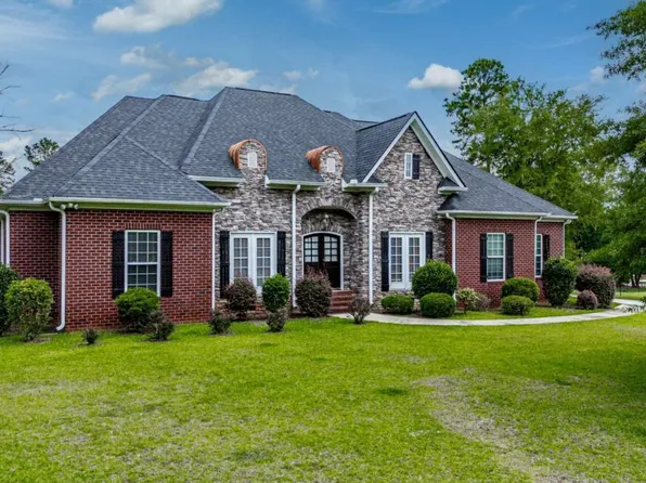 330 Greystone Dr, Milledgeville, GA 31061