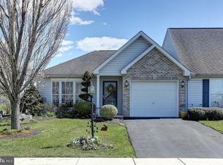 24 Ridgeway Dr, Mechanicsburg, PA 17050