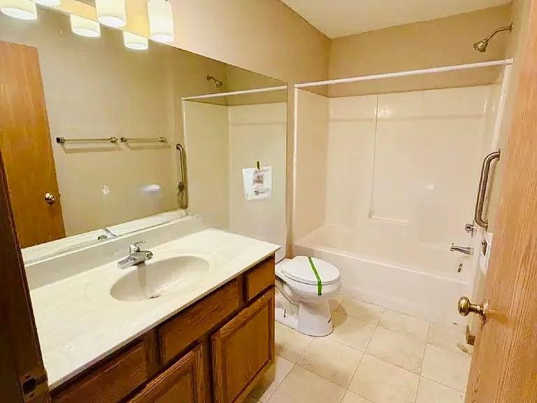 1931 Dupont Dr #203 — Photo 8