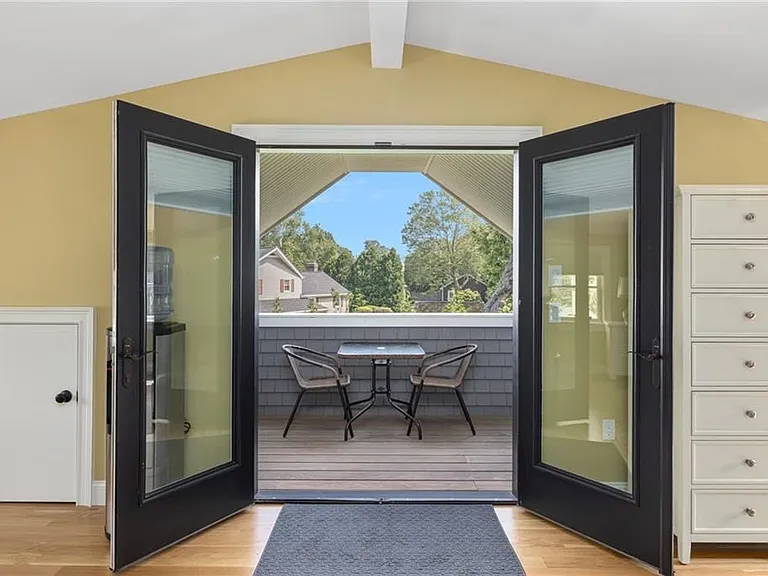 3 Oak St — Photo 36