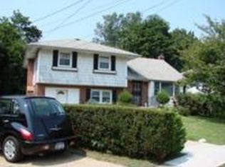 53 Rhodes Ave, Hempstead, NY 11550