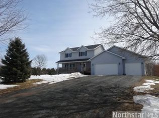 10885 330th St, Lindstrom, MN 55045