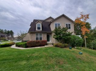 1727 Big Ridge Dr #D, East Stroudsburg, PA 18302