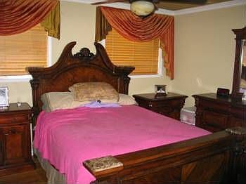 3rd image of 481 Chinook Ln