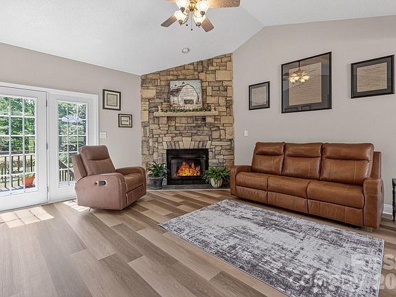 5th image of 8145 Monbo Rd #2