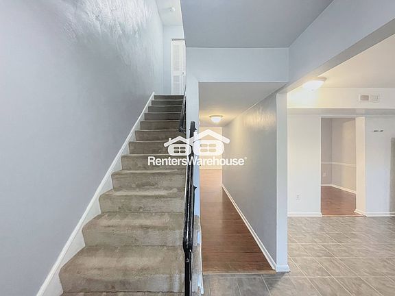 4th image of 5629 Banbury Ct