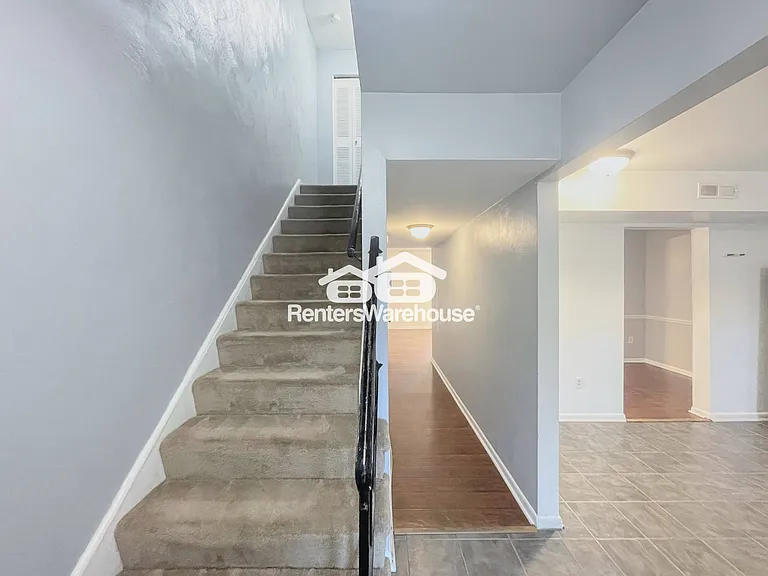 5629 Banbury Ct — Photo 4