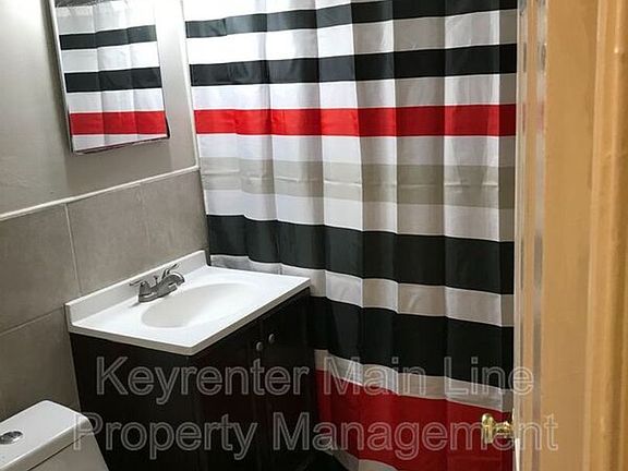 2nd image of 1921 W Nedro Ave #2C