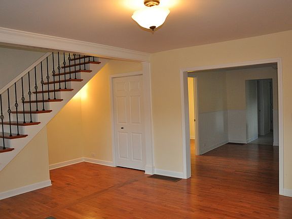 4th image of 115 W Nebraska St
