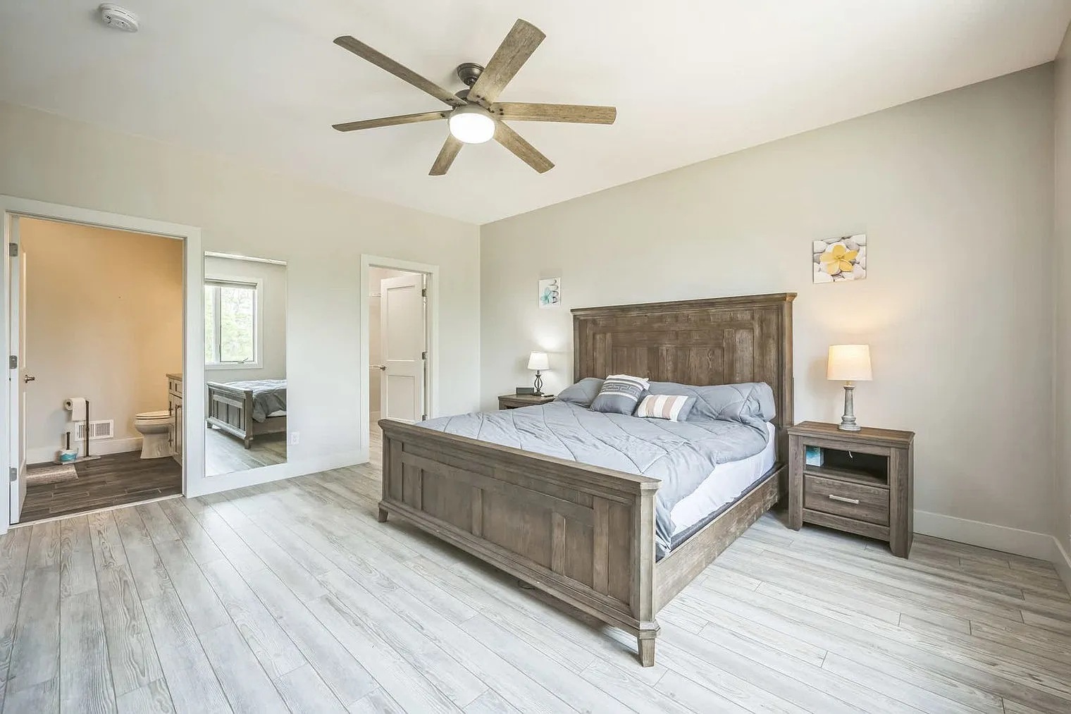 4 bed, 3.0 bath, 1948 sqft, $5,172 — Photo 3