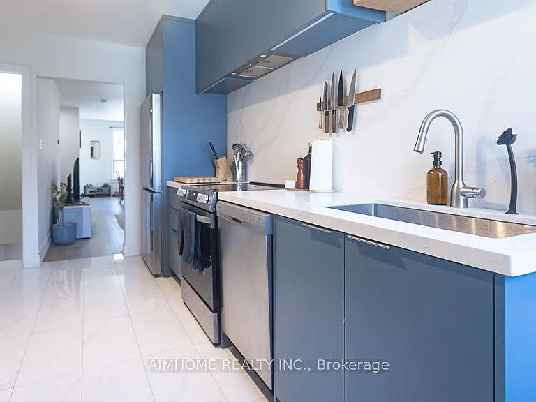 6 Macklem Ave — Photo 10