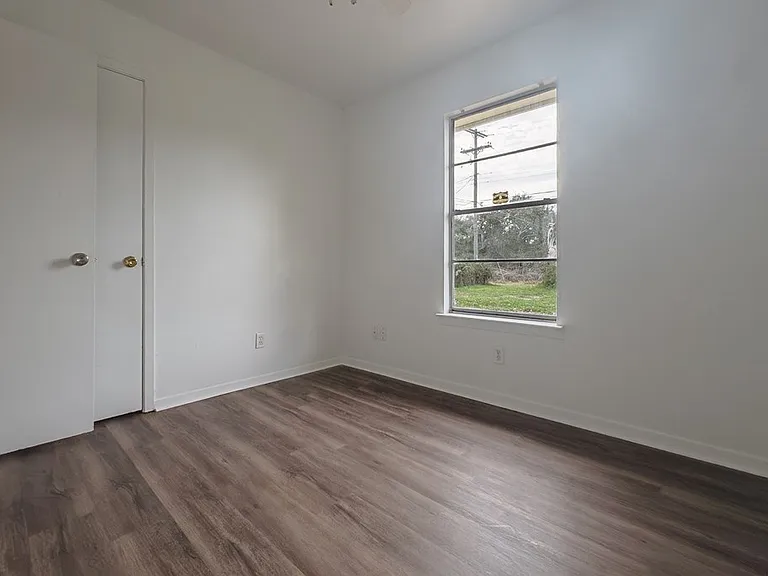 123 Cenizo St — Photo 24