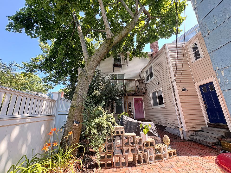 1st image of 591 Franklin St #2