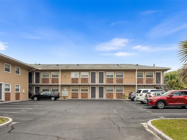 501 NW 15th Ave APT 11, Gainesville, FL 32601