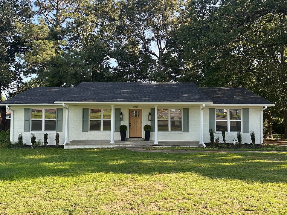 1st image of 2209 N Thomasville St