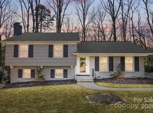 6736 Burlwood Rd, Charlotte, NC 28211