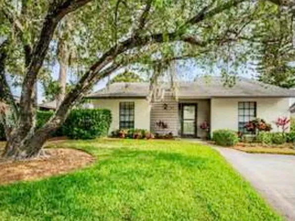 325 Windrush Loop, Tarpon Springs, FL 34689