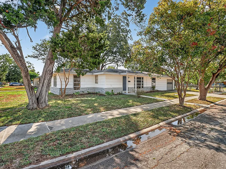 4634 Weir Dr — Photo 21