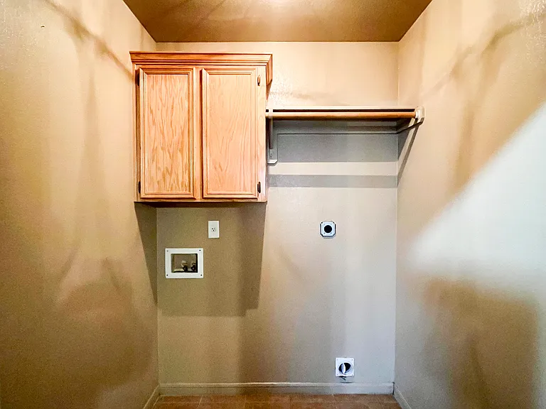 1305 Nicholas Cir #A — Photo 10
