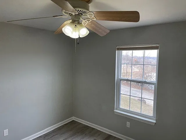 2 bed, 800 sqft, $1,000 — Photo 4