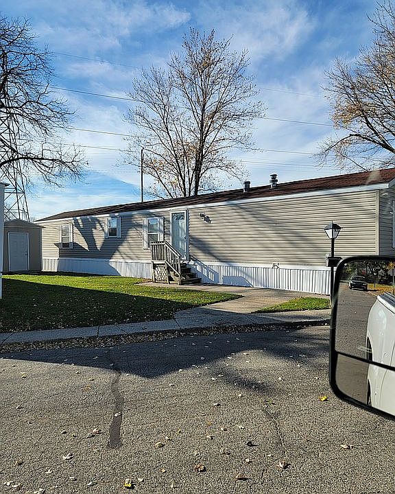 1st image of 7851 Pinehurst Ave SW