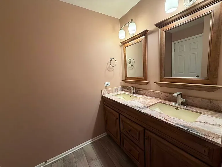 2179 N Queensburg Ln — Photo 15