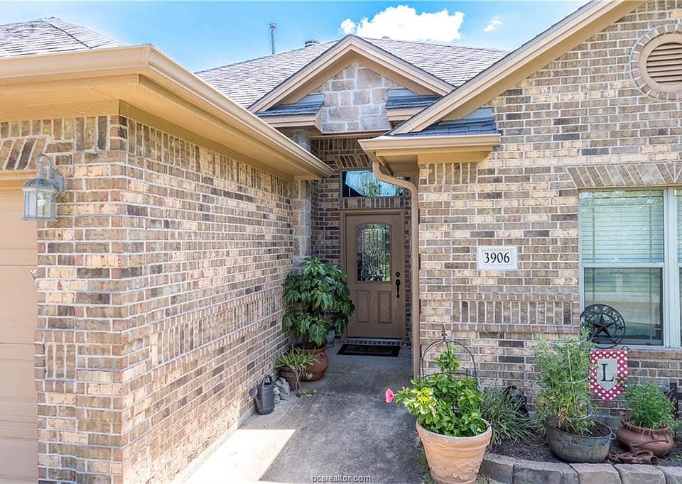 1st image of 3906 Lambermont Dr