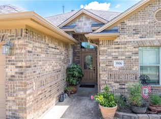 3906 Lambermont Dr, College Station, TX 77845