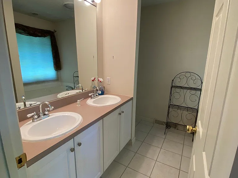 123 Cobblestone Cir — Photo 10