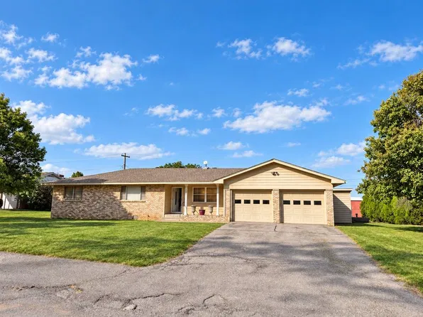 205 S Highland Dr, Erick, OK 73645
