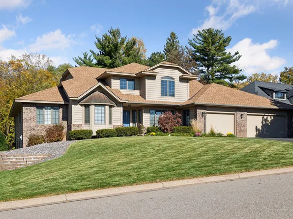 703 Wesley Ln, Mendota Heights, MN 55118