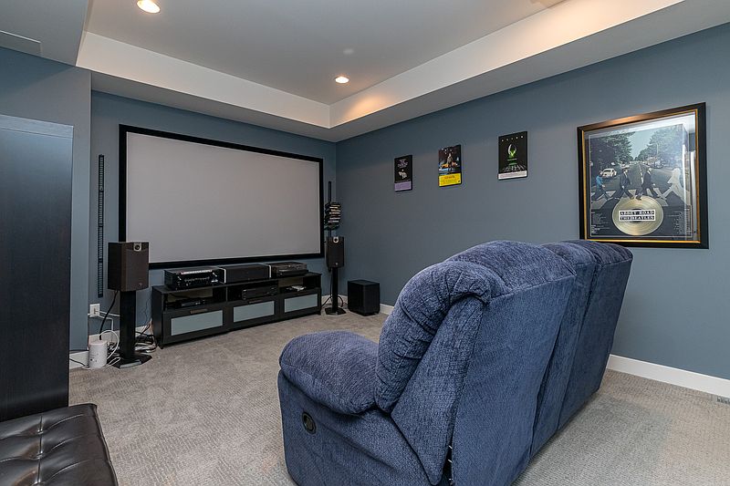 Saanich House for rent - 3 Bedrooms — photo 43
