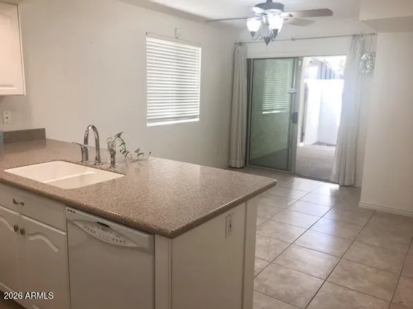 5326 N LAS CASITAS Place, Phoenix, AZ 85016