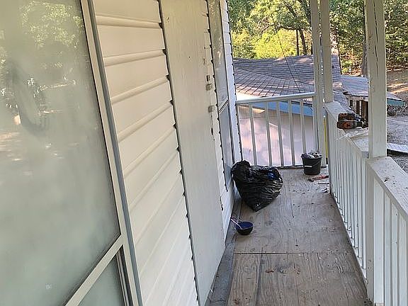 Upper porch of 2 story build