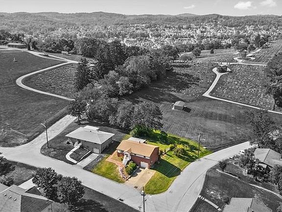 2nd image of 2 Westmoreland Dr