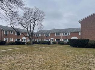58 Manchester Ct #79, Wayne, NJ 07470