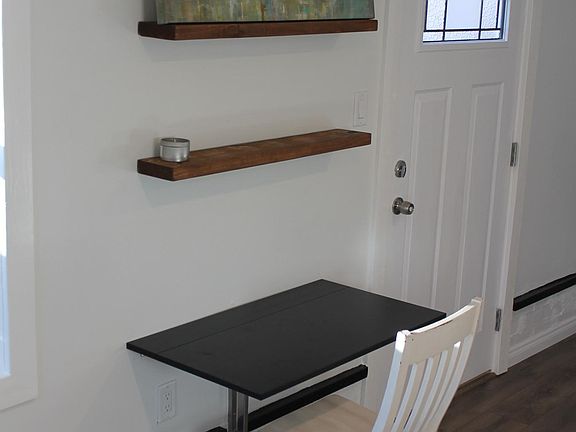 4th image of 338 Beaumont Dr #1/2