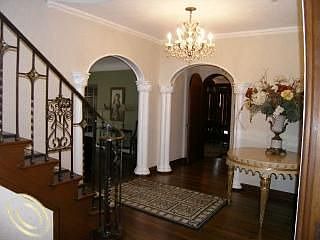 5th image of 1063 Balfour St