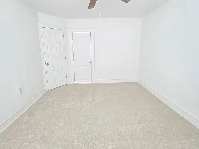 1108 E Stafford St — Photo 19