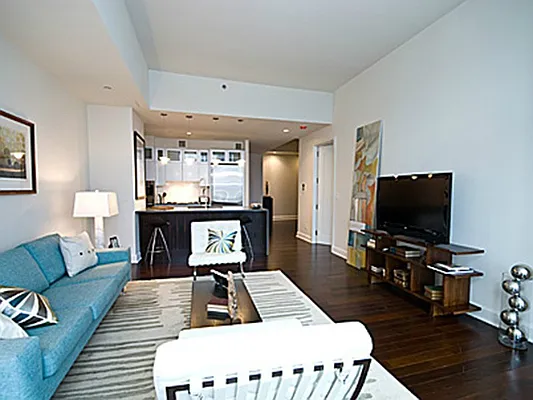 Rented by Sotheby's International Realty | media 21