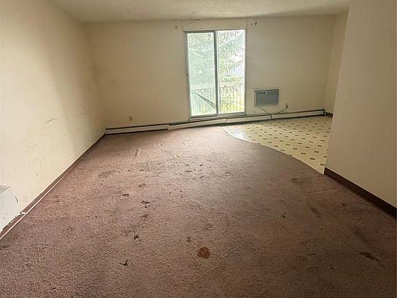 3rd image of UNIT 24-47 Centennial STREET