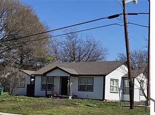 630 N Main St, Springtown, TX 76082